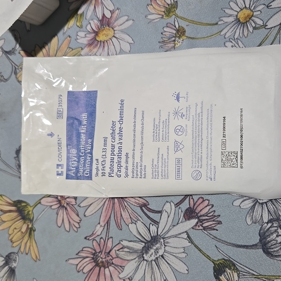 Chamberlain nursing bag with supplies - Picture 8 of 11